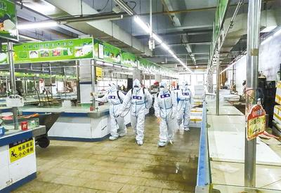 武漢農(nóng)貿(mào)市場(chǎng)升級(jí)進(jìn)行時(shí) 早晚徹底消殺，硬件改造達(dá)標(biāo)方準(zhǔn)營(yíng)業(yè)